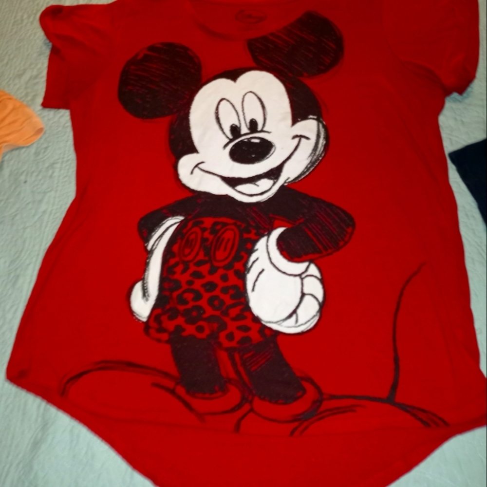 Disney tshirt